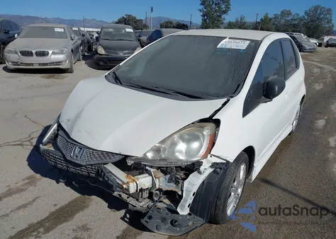 2011 Honda Fit Sport from USA, damaged, VIN JHMGE8H51BC027190